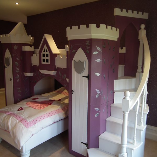 Fairytale castle bed